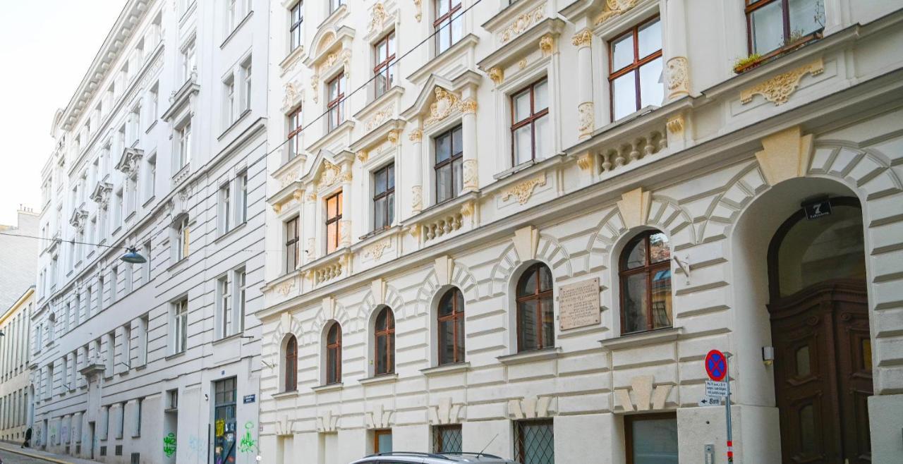 Apartmán Modern Duplex Museumsquartier Vídeň Exteriér fotografie